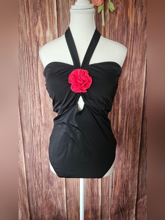 VENUS Other - NWT Venus Rosette Halter One Piece Swimsuit Size 16